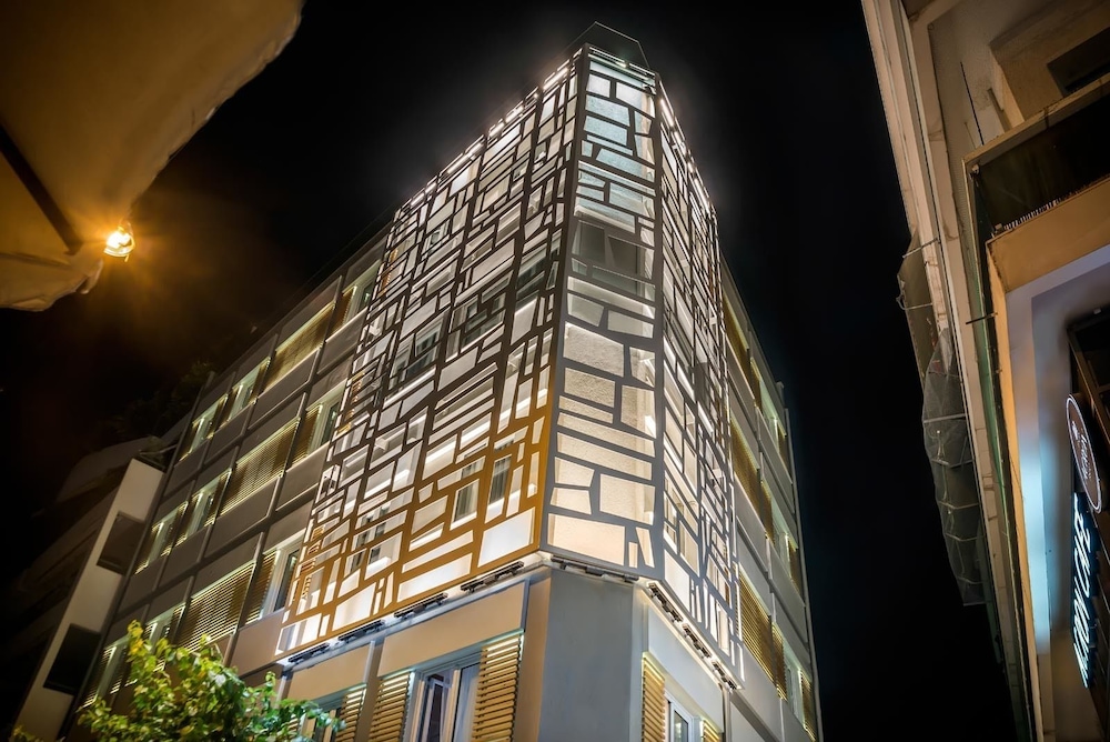 AD Luxury Rooms & Suites — 4-Star Luxury Hotel in Athens, Greece