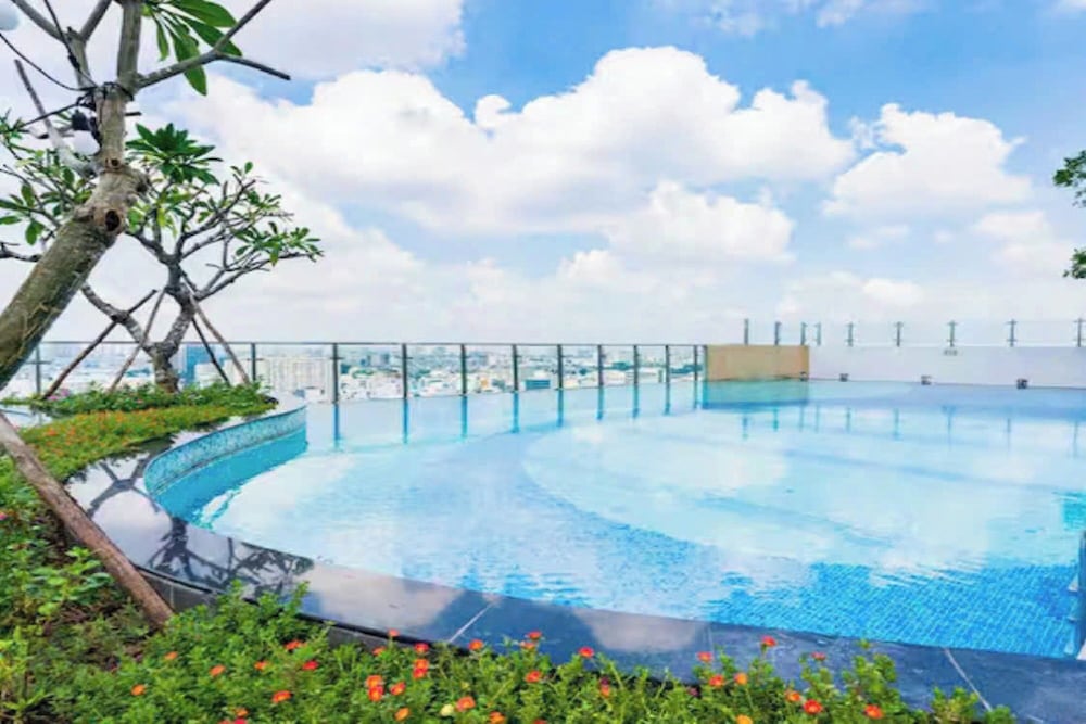 Vertex Luxstay Airport Botanica Premier in Ho Chi Minh City, Vietnam