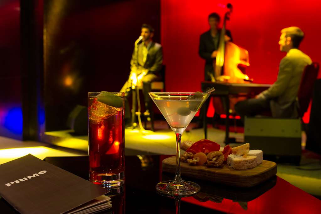 מזון ומשקאות