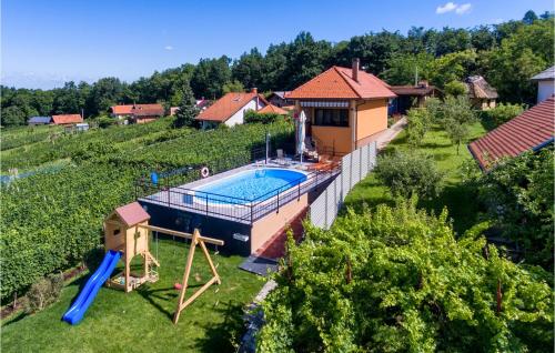 Awesome Home In Jalzabet With Kitchen — 4-Star Luxury Hotel in Jalzabet, Croatia