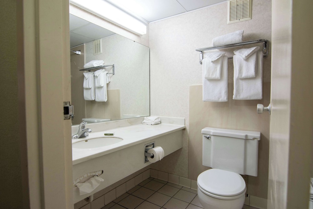 Fireside Inn & Suites Portland - photo 68