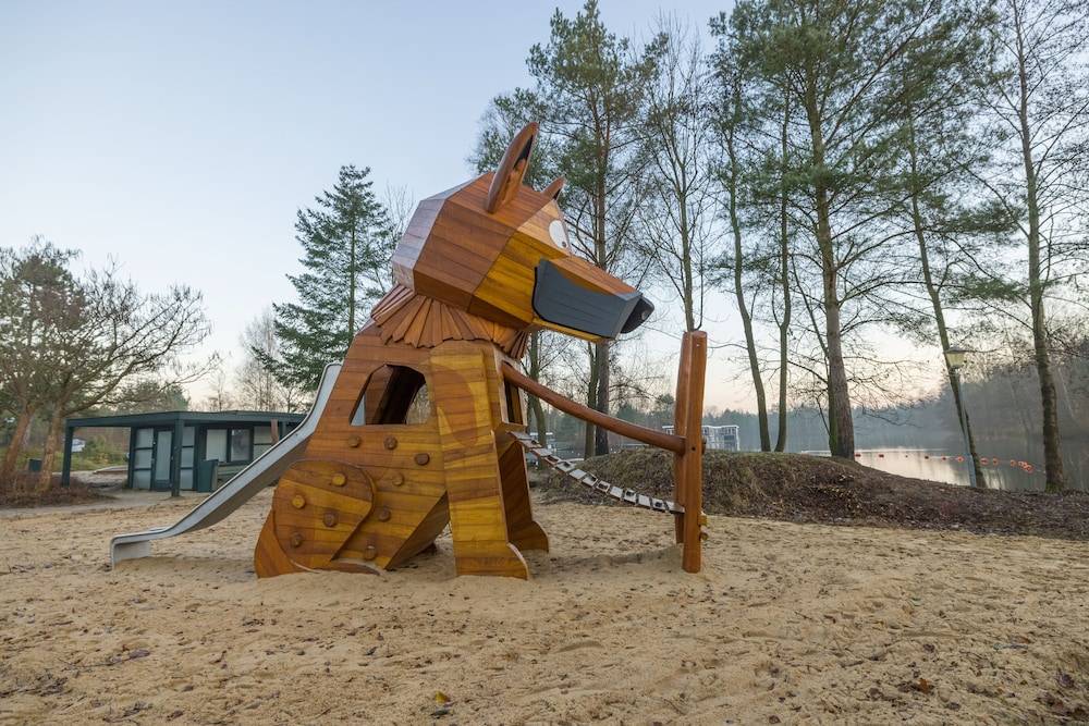 Children's play area - outdoor