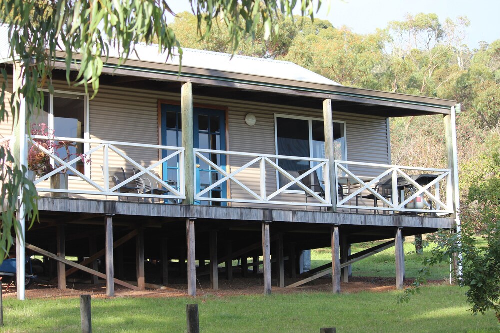The Sleeping Lady Private Retreat — 4-Star Luxury Hotel in Albany, Australia