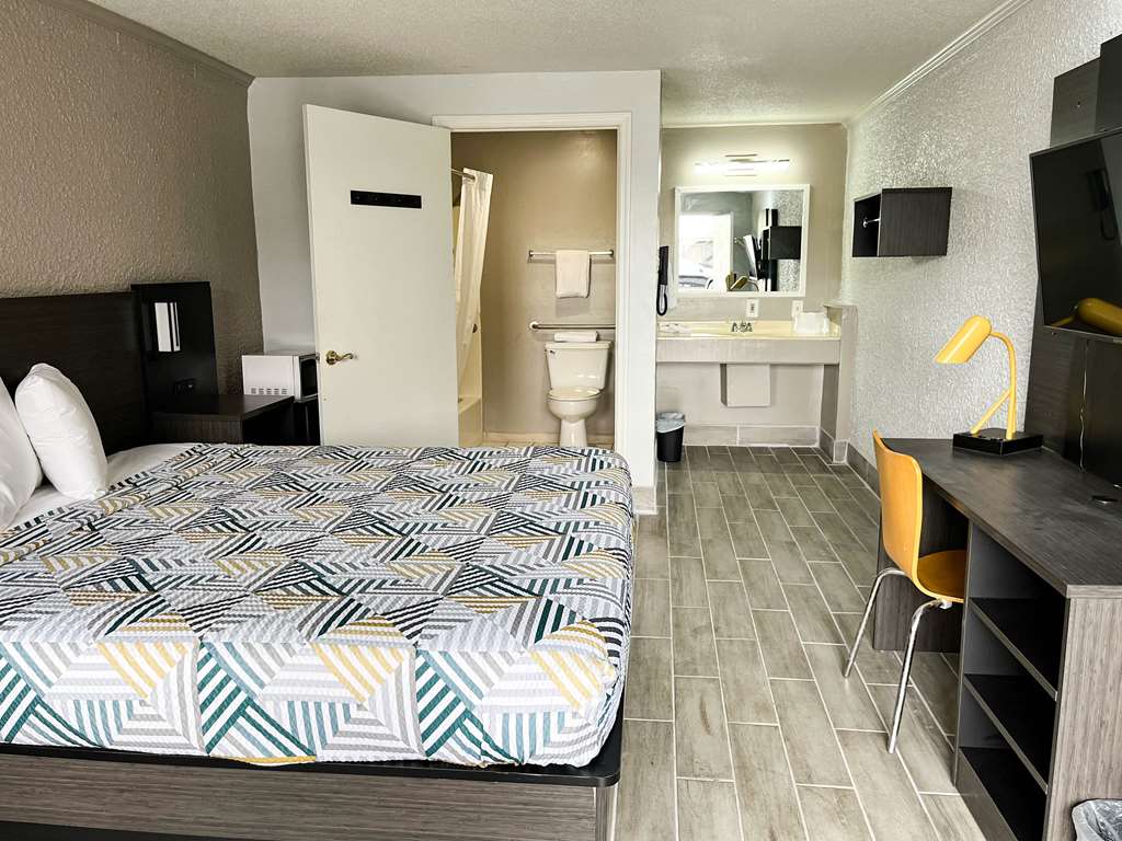 Cordele Hotel - photo 12