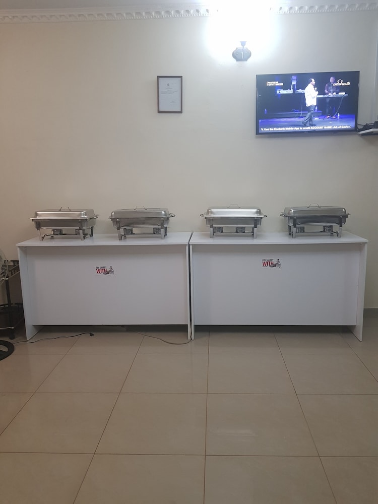 Rayoni Guesthouse B And B 12624739 — Mzuzu