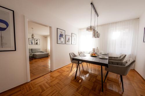 Bonnystay Landshut Gallery im Zentrum — 4-Star Luxury Hotel in Landshut, Germany