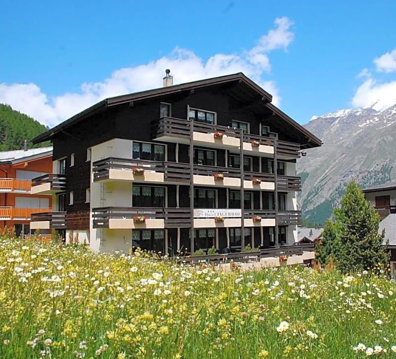 Hotel Jägerhof - carbon neutral hotel in Saas-Fee