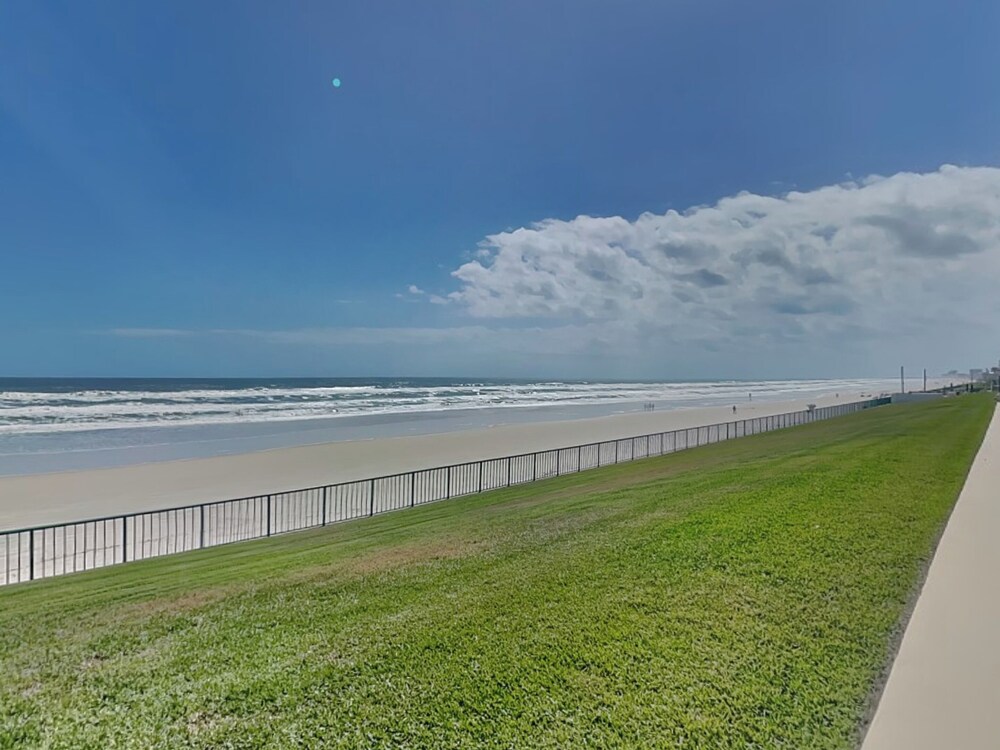 Ocean Towers 2102 by Distinctive Beach Rentals - photo 23