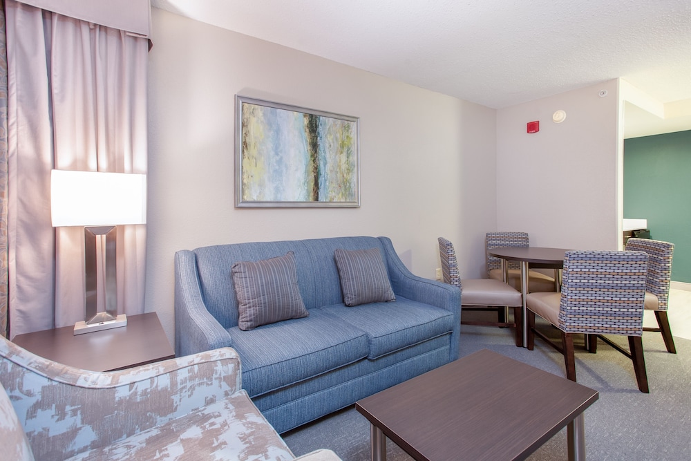 Holiday Inn Hotel & Suites Tallahassee Conference Ctr N by IHG - photo 15