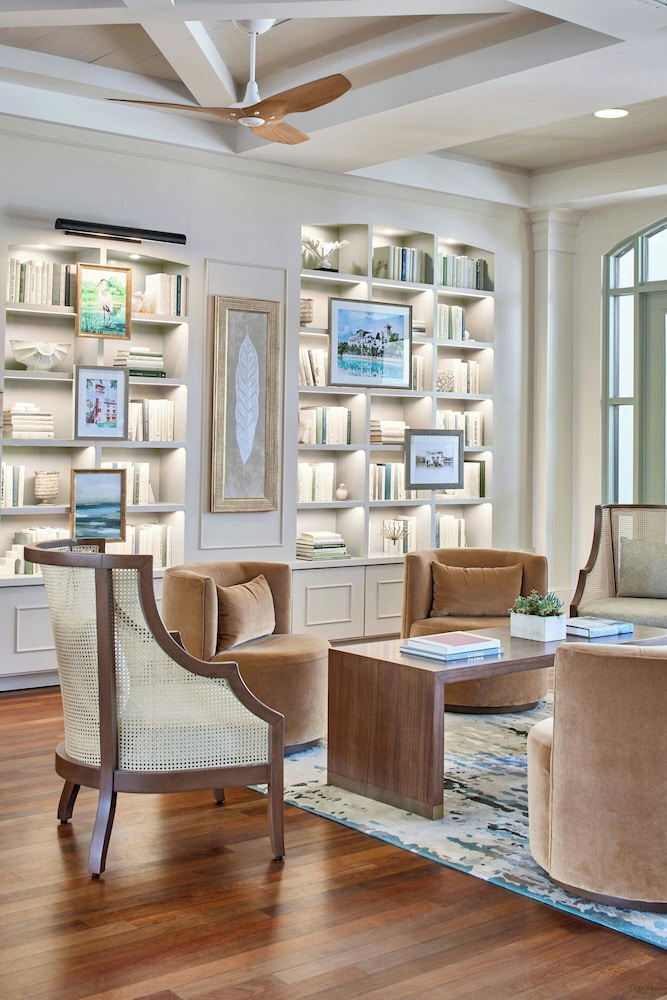 Celebration Hotel - photo 5