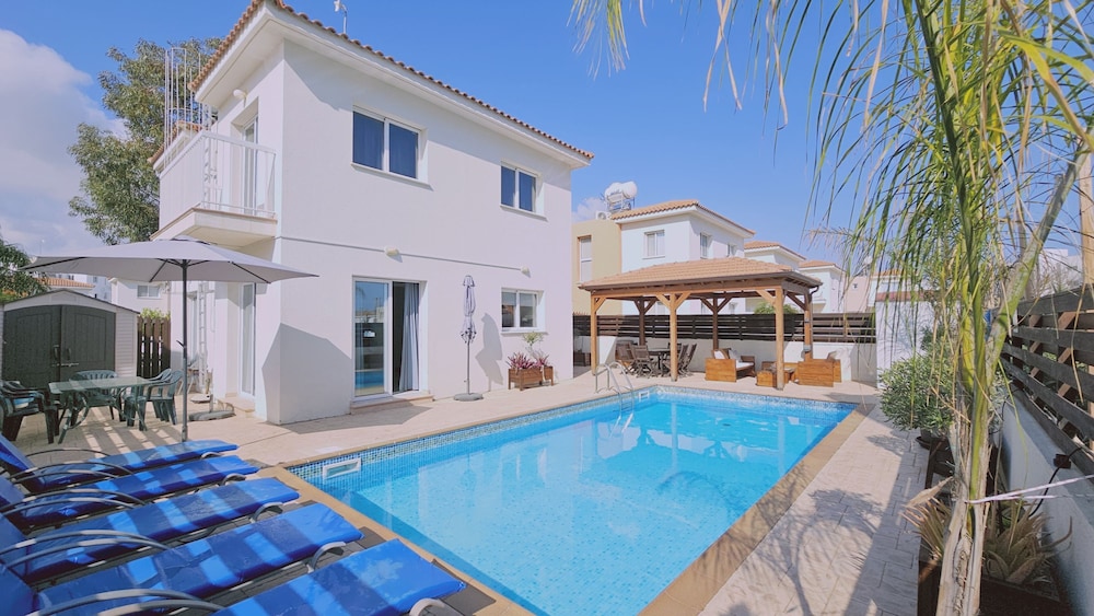 Stay Villa Anemone — 4-Star Luxury Hotel in Protaras, Cyprus