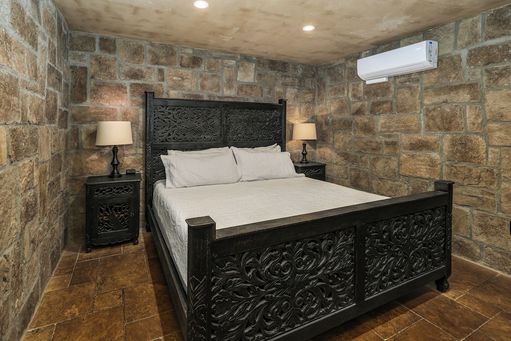 The Inn at Zaca Creek - photo 26