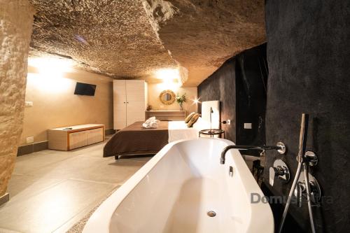 La Casa Nel Tufo by Domusextra — 4-Star Luxury Hotel in Naples, Italy