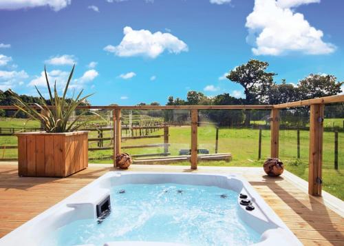 Ladera Retreat Lodges — hotel in Eaton