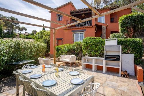 Picasso Mountain View Begur in Begur, Spain