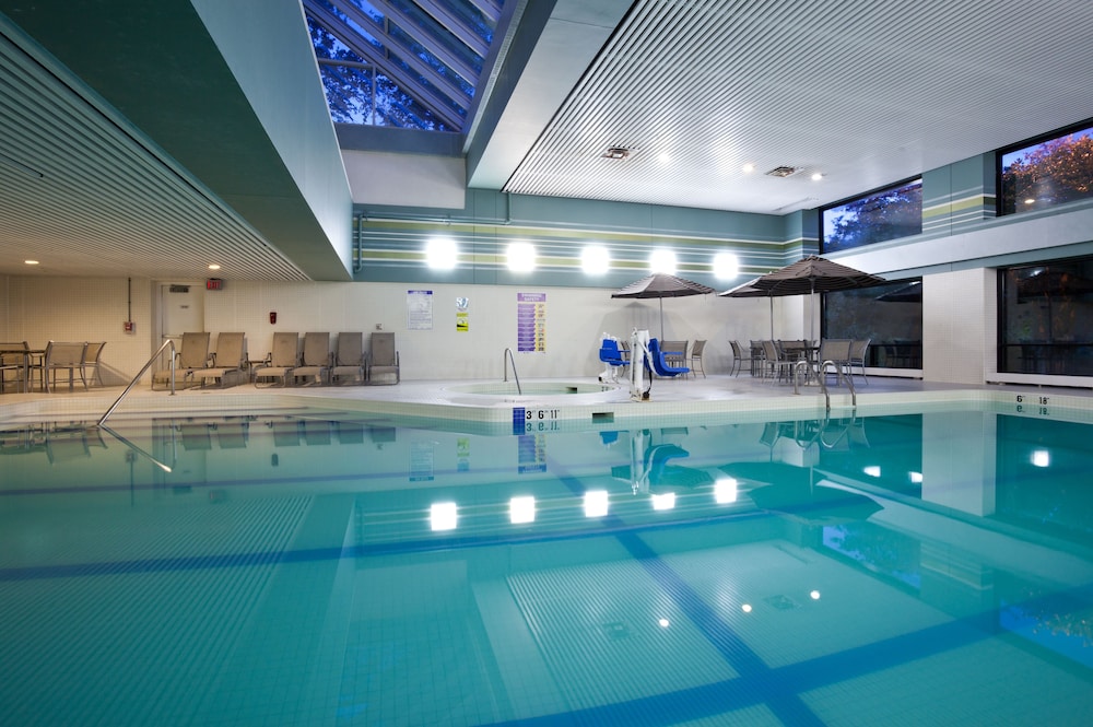 Crowne Plaza Minneapolis West by IHG - photo 25