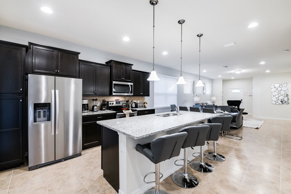 5 Bedrooms55 Bathroomswindsor Westside 1836Gd - photo 13