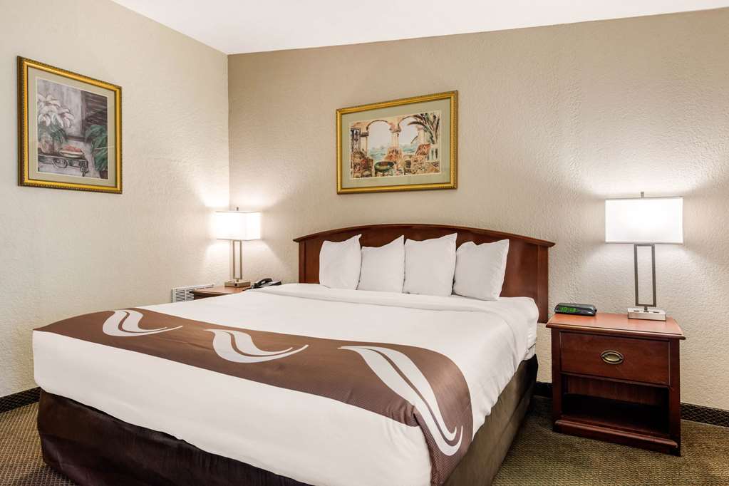 Quality Inn & Suites Tarpon Springs South - photo 9
