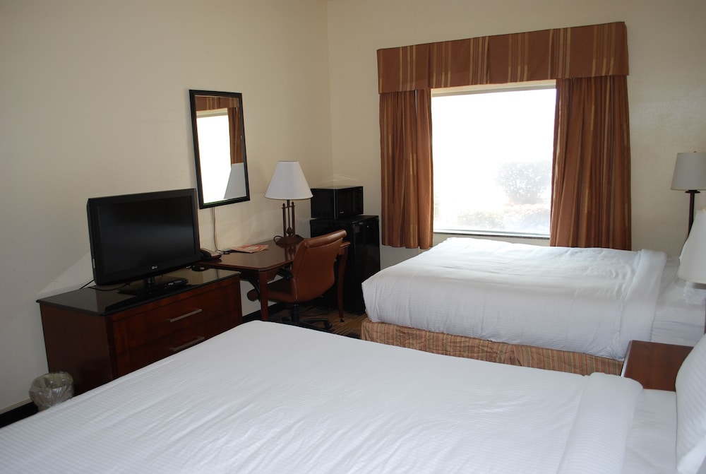 Jameson Inn and Suites Riverdale - photo 22