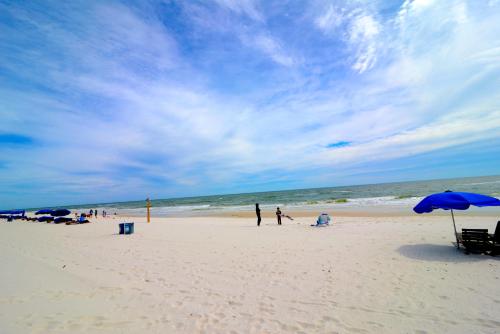 Surfside Shores 1202 - photo 35