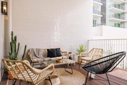 Karoo 2 bedrooms and terrace in Santo António — 4-Star Luxury Hotel in Lisbon, Portugal