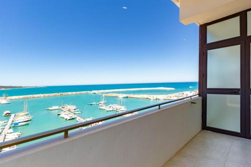 Appartamento La Perla Luxury MyHo Casa — 4-Star Luxury Hotel in Vieste, Italy