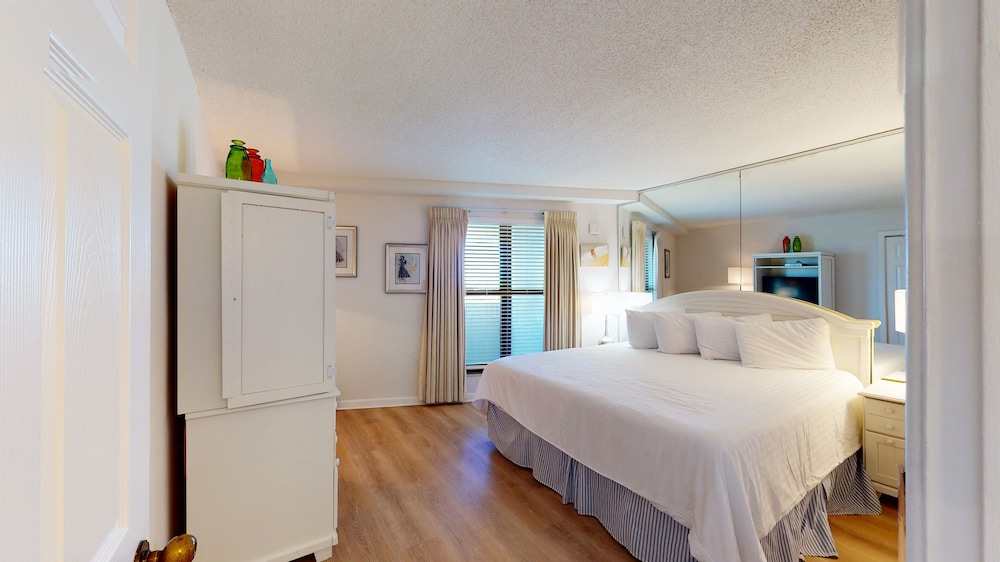 Beachside Towers at Sandestin by Gibson Beach Rentals - photo 90
