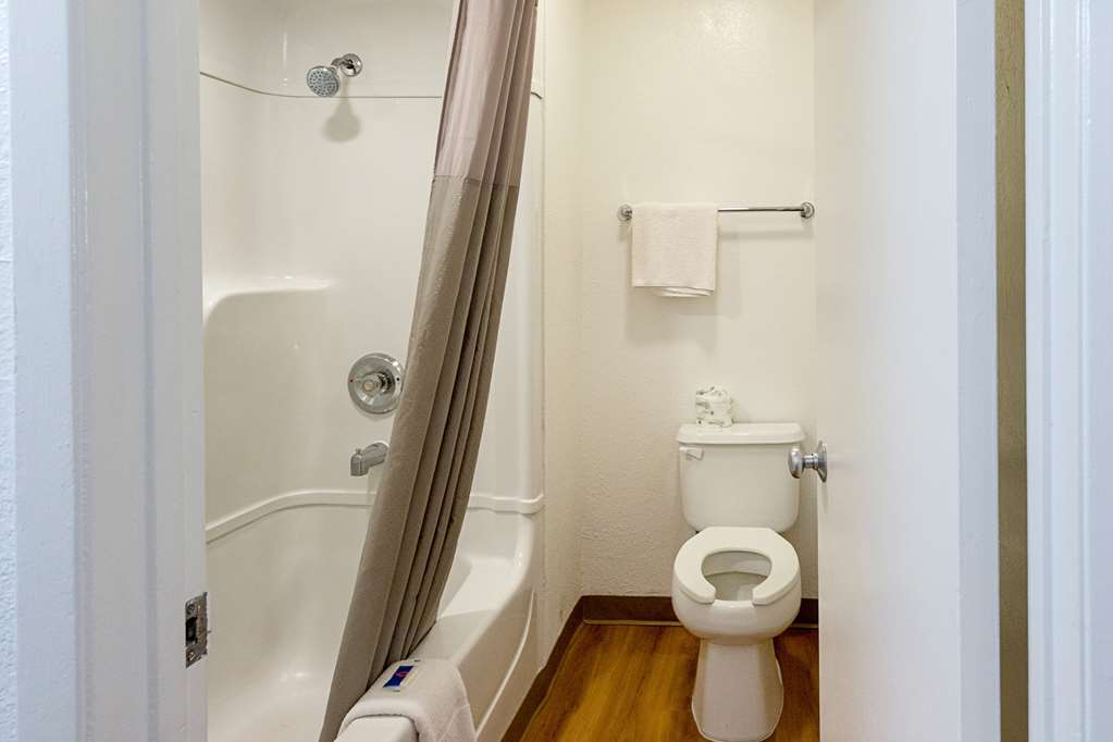 Motel 6 Mcallen TX - photo 17