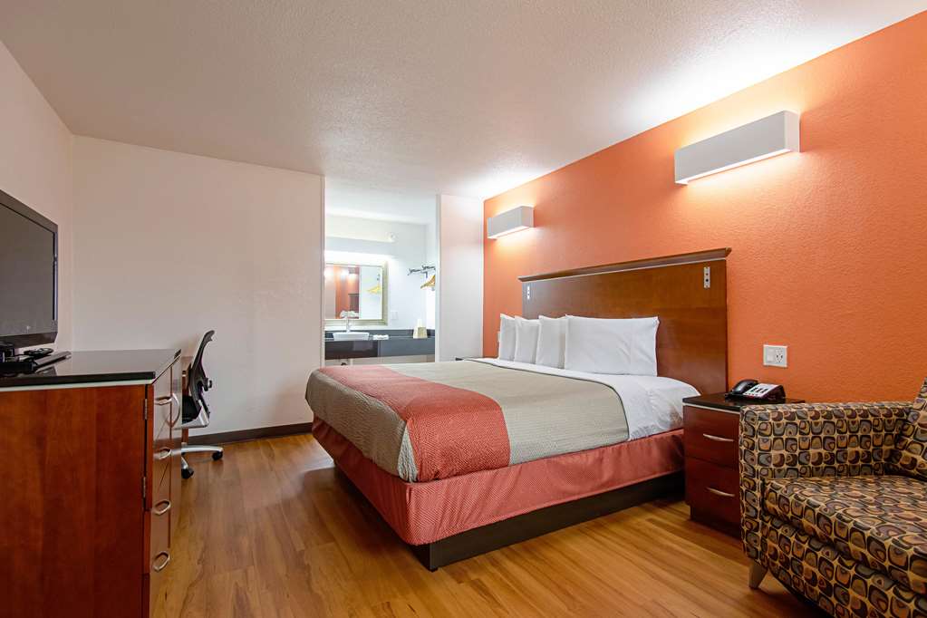 Motel 6 Alma AR - photo 17