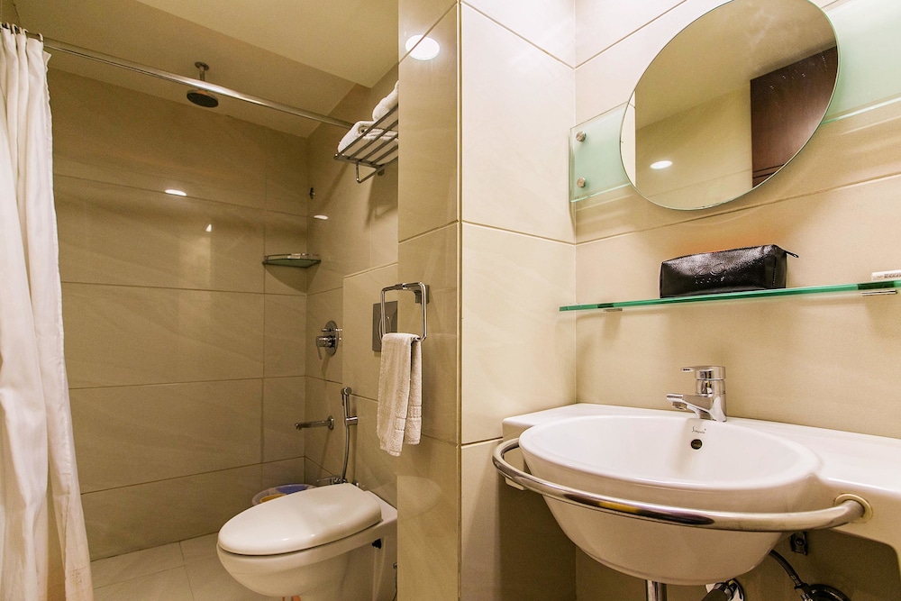 ZO Amrit Tukoganj - carbon neutral hotel in Indore