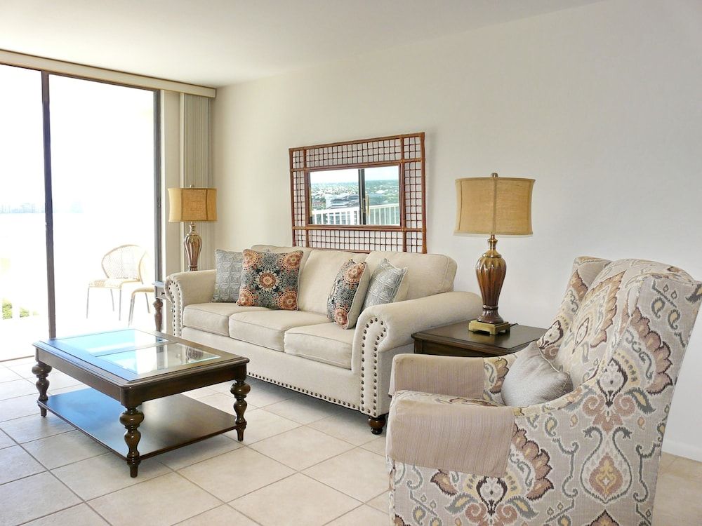 South Seas Tower 3 1409 - photo 25