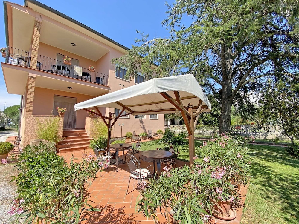 La Mimosa — 4-Star Luxury Hotel in Castagneto Carducci, Italy