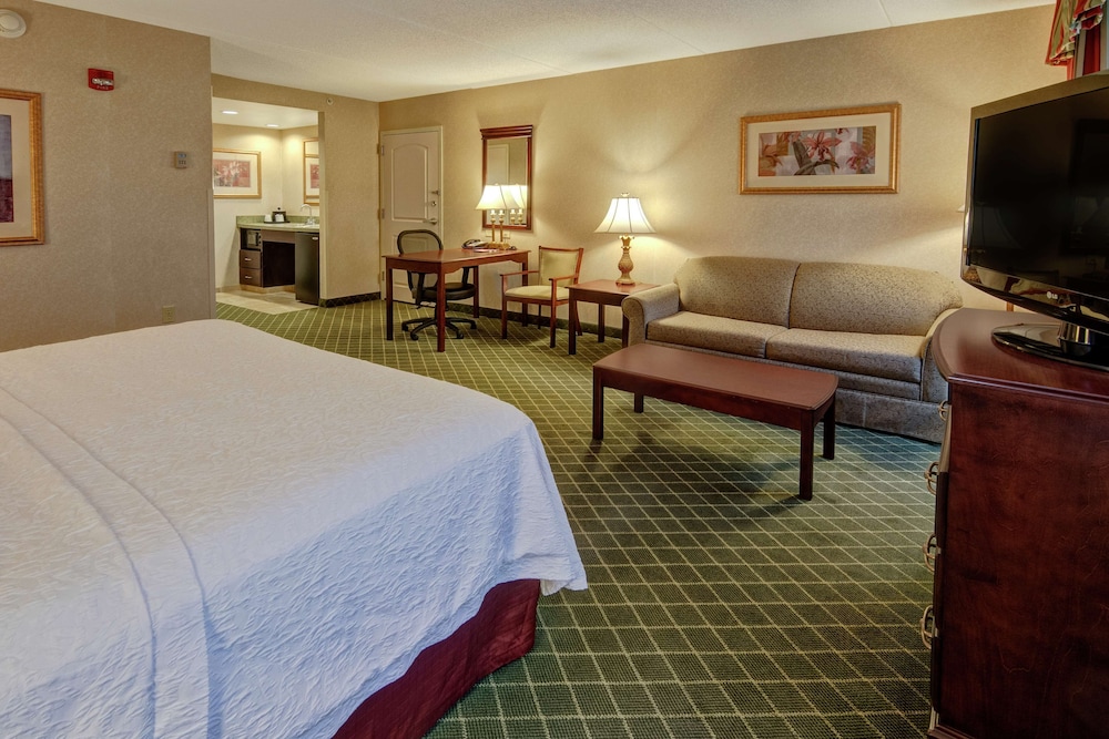 Hampton Inn Cambridge - photo 20