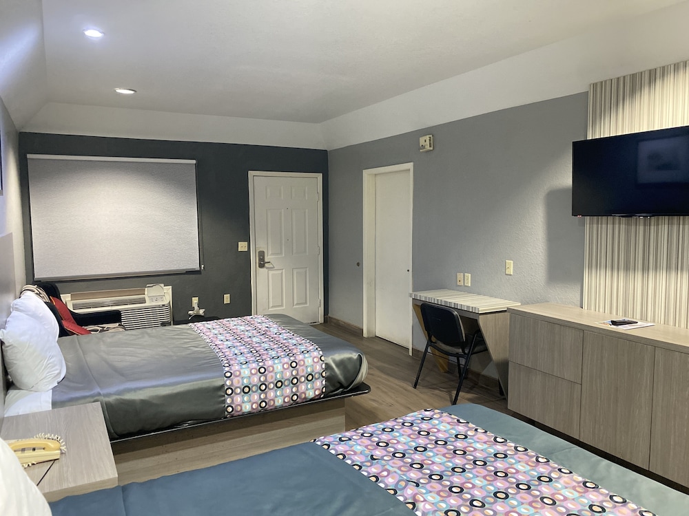 Island Suites - photo 30
