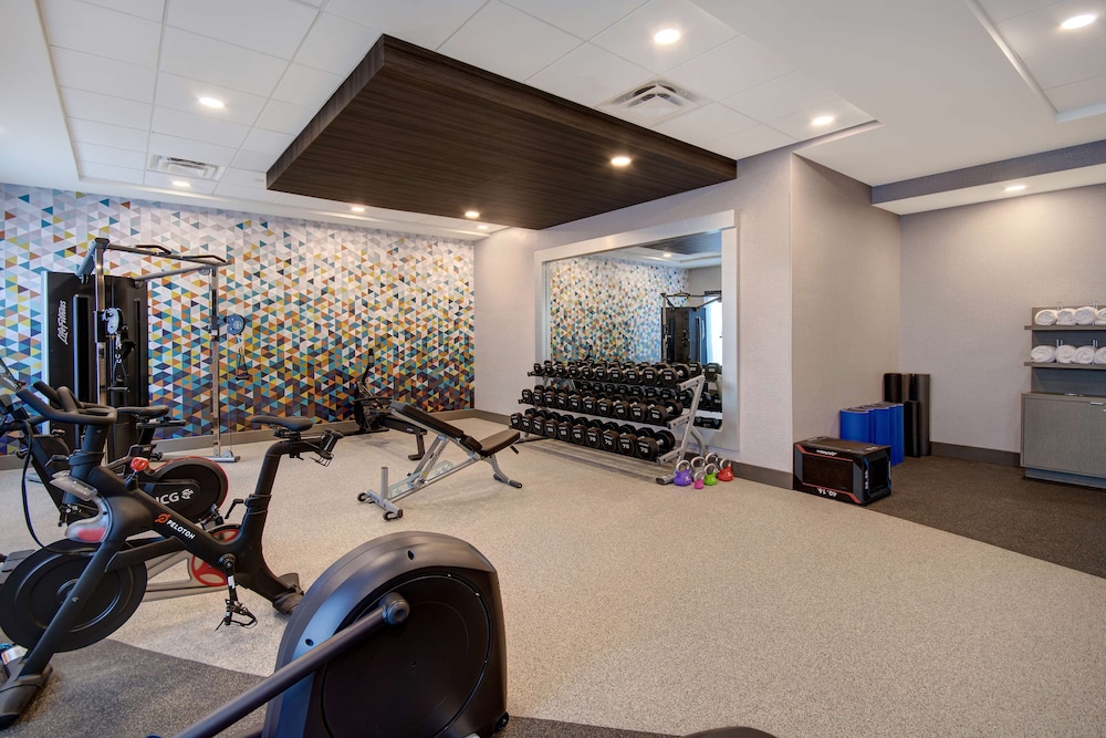 Hilton Garden Inn Terre Haute - photo 61