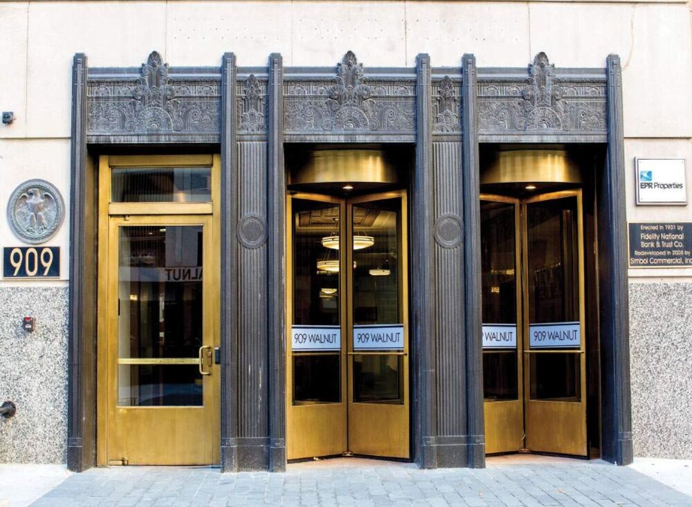 ExecuStay At 909 Walnut — 4-Star Luxury Hotel in Kansas City, United States