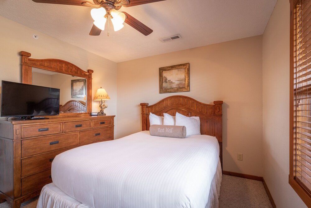 Lodges At Table Rock - photo 10