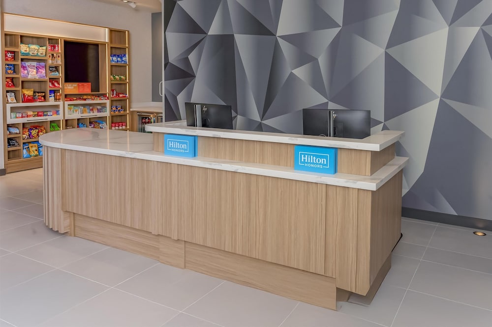 Hampton Inn & Suites by Hilton Irving Hwy 183 - photo 6