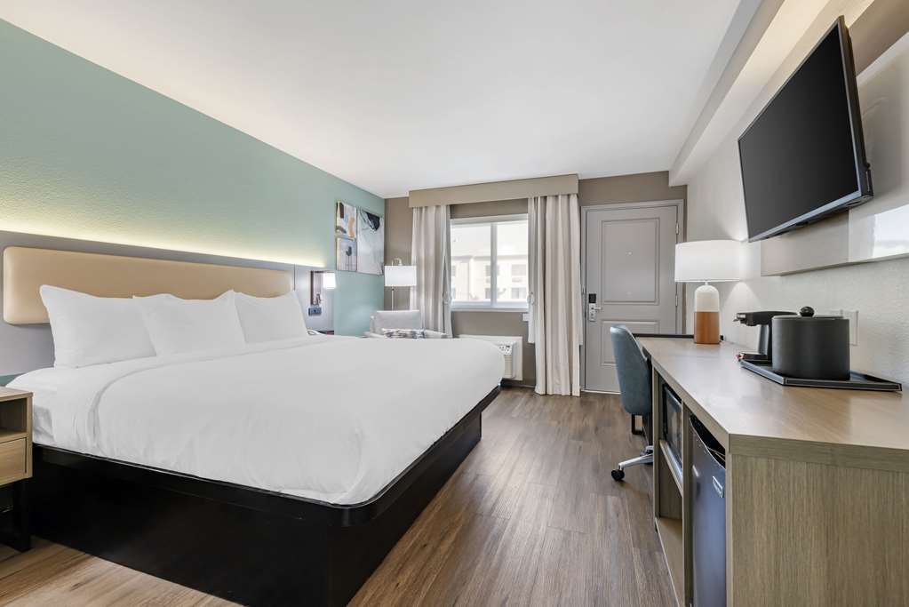 Comfort Inn Sea World Area - photo 17