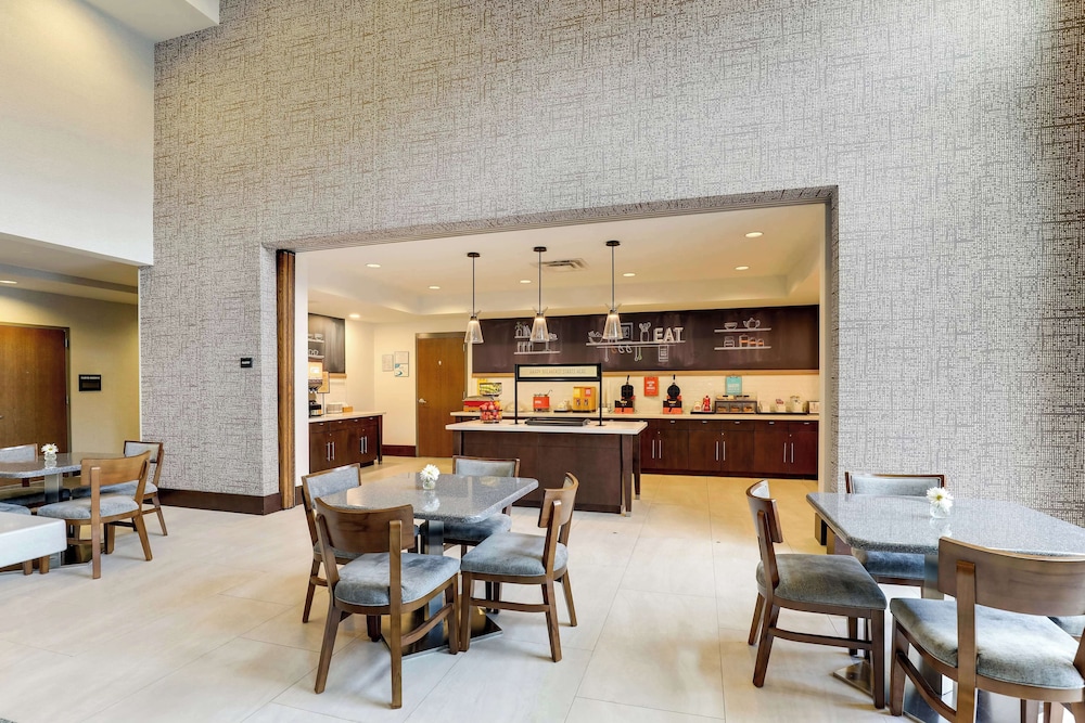 Hampton Inn & Suites Rome - photo 43