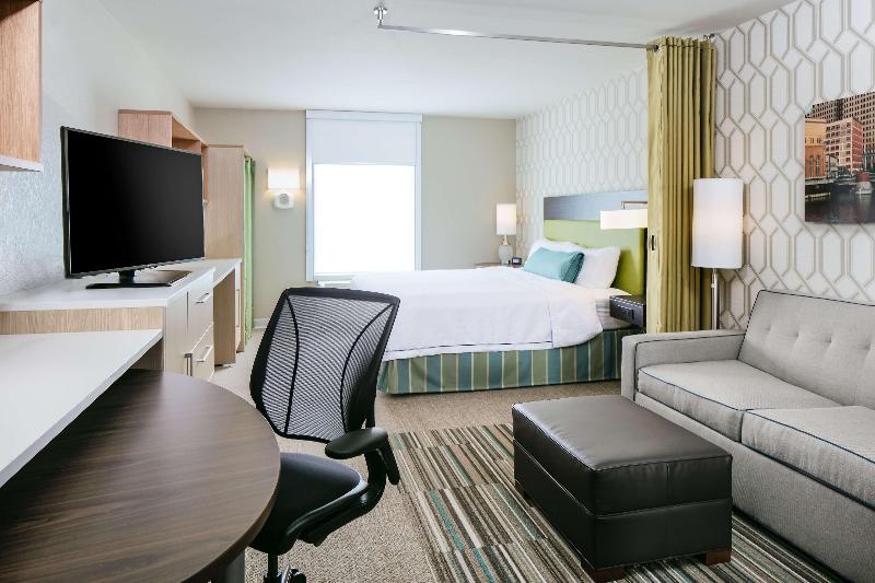 Home2 Suites by Hilton Milwaukee Brookfield - photo 25