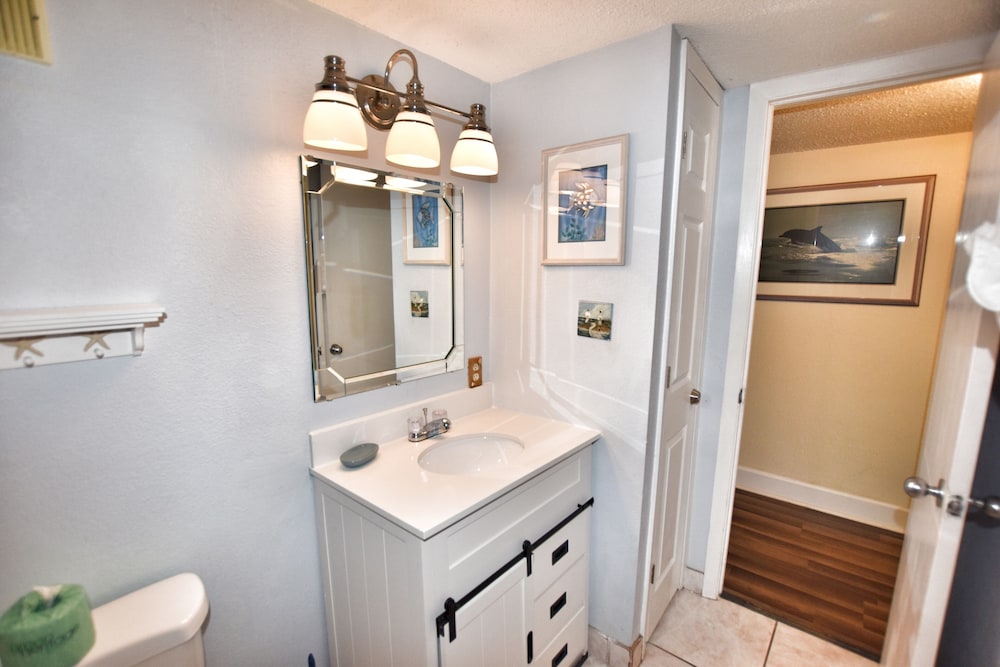 0112 Waters Edge Resort condo - photo 25
