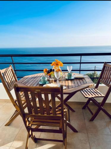 Ocean View Sesimbra Appartment — 4-Star Luxury Hotel in Sesimbra, Portugal