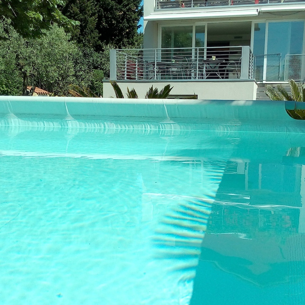 Relais Villa Lezard — 4-Star Luxury Hotel in Lazise, Italy