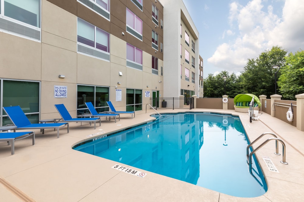 Holiday Inn Express & Suites Greenville S Piedmont by IHG - photo 26