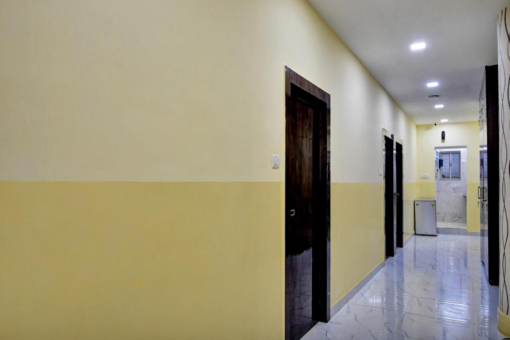 Super Collection O Dalhousie Square Kolkata Formerly G.N Palace — 4-Star Luxury Hotel in Bara Bazar, India