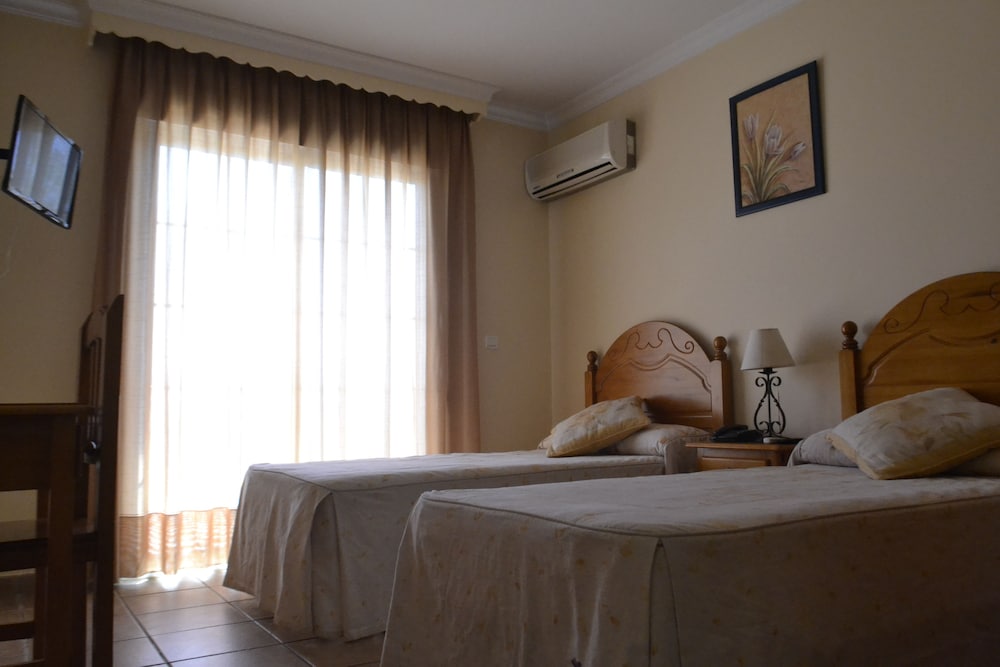 Hotel Arco del Sol in Colmenar, Spain