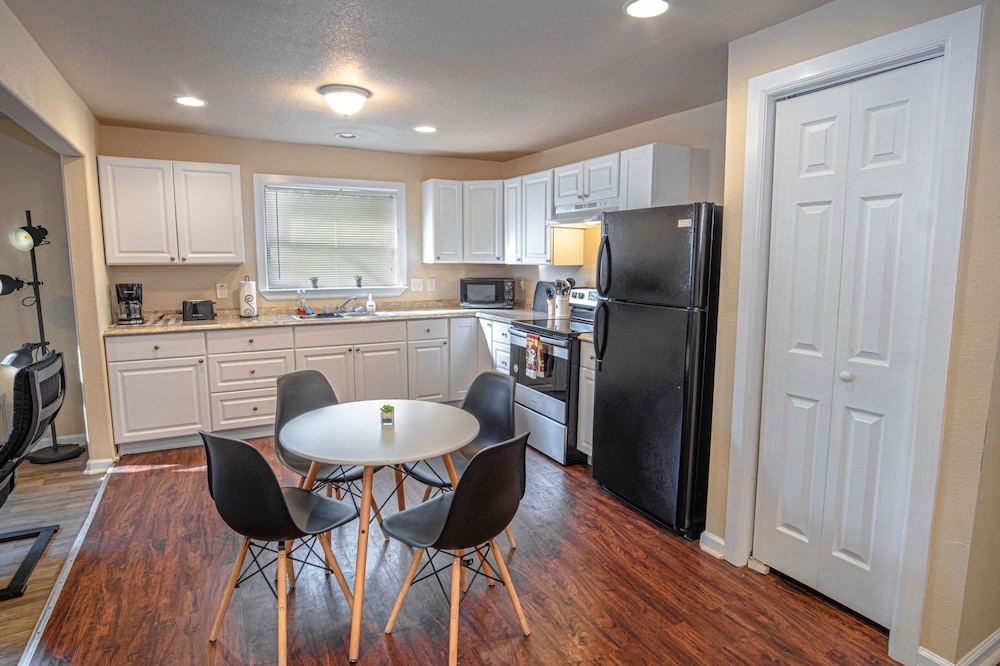 Nice 3br 2ba Near Downtown 2 min At&t Center - photo 12