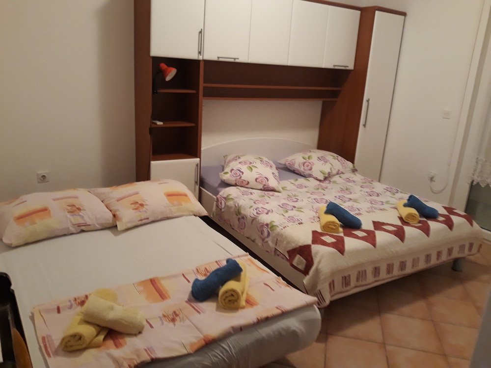 Rab Paradise Villa 3 Bedrooms 3 Bathrooms — 4-Star Luxury Hotel in Rab, Croatia