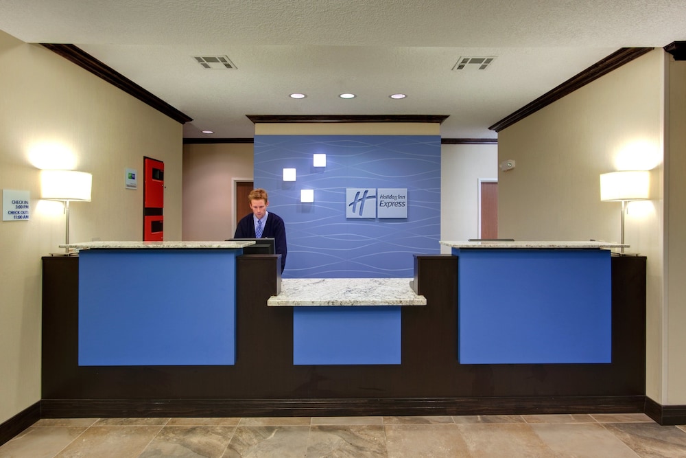 Holiday Inn Express Hotel & Suites Albuquerque Airport by IHG - photo 29